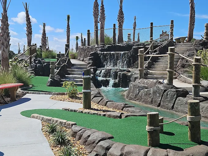 Mulligans Lagoon Coupons Gallery Image